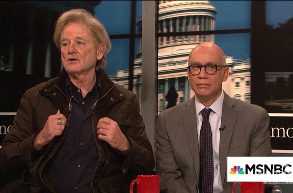 Saturday Night Live Bill Murray Cameos As Steve Bannon globaltv(02)