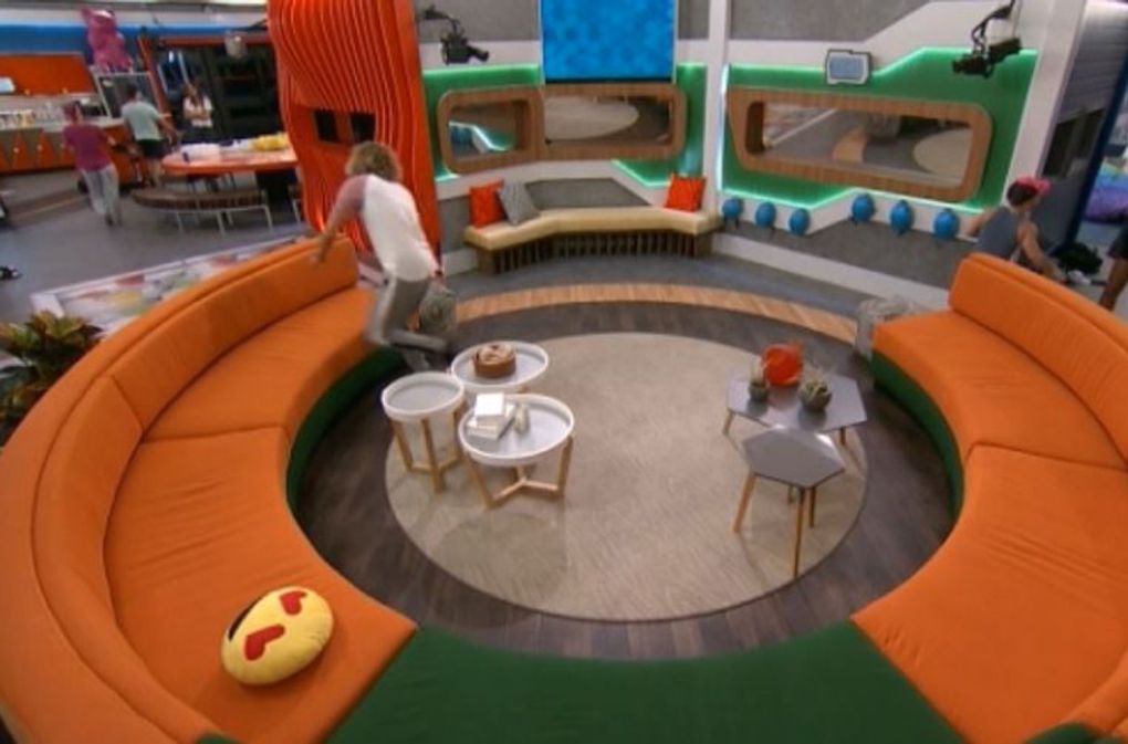 Big Brother 20 Spoilers Houseguest Resorts to Pots, Pans for