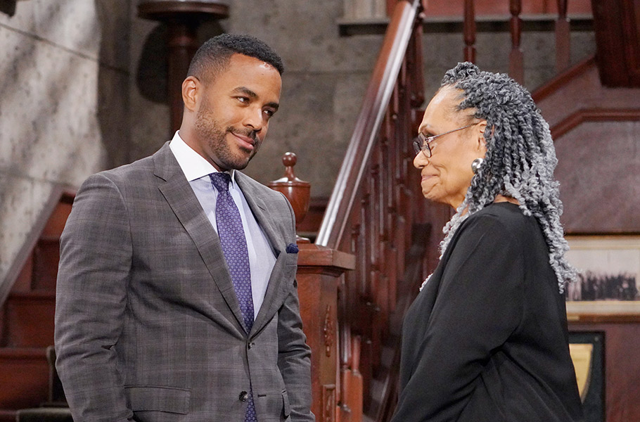 Who Is Mamie on The Young and The Restless?