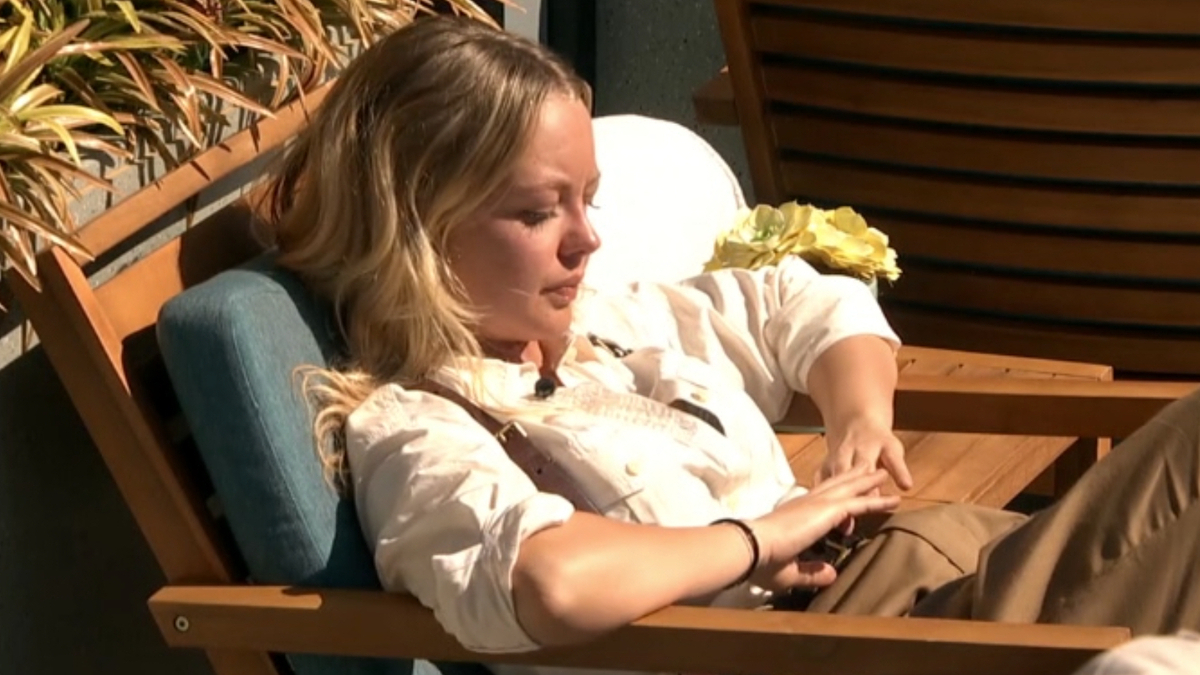 Live Feed Spoilers: Devens and Dee Declare They Are “Locked In